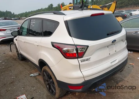 2017 Ford Escape Se из США, поврежденный, VIN 1FMCU9GD4HUE61345